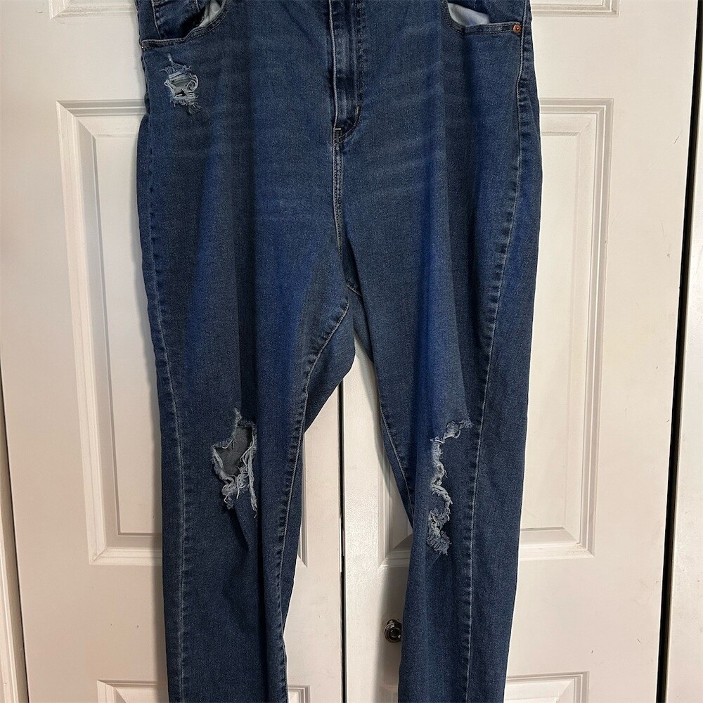 Levi's Signature Gold Mom Jeans Womens 20W Plus High Rise Distressed Blue